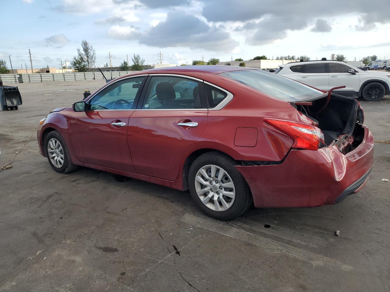 1N4AL3AP2GC226614 2016 NISSAN ALTIMA - Image 2