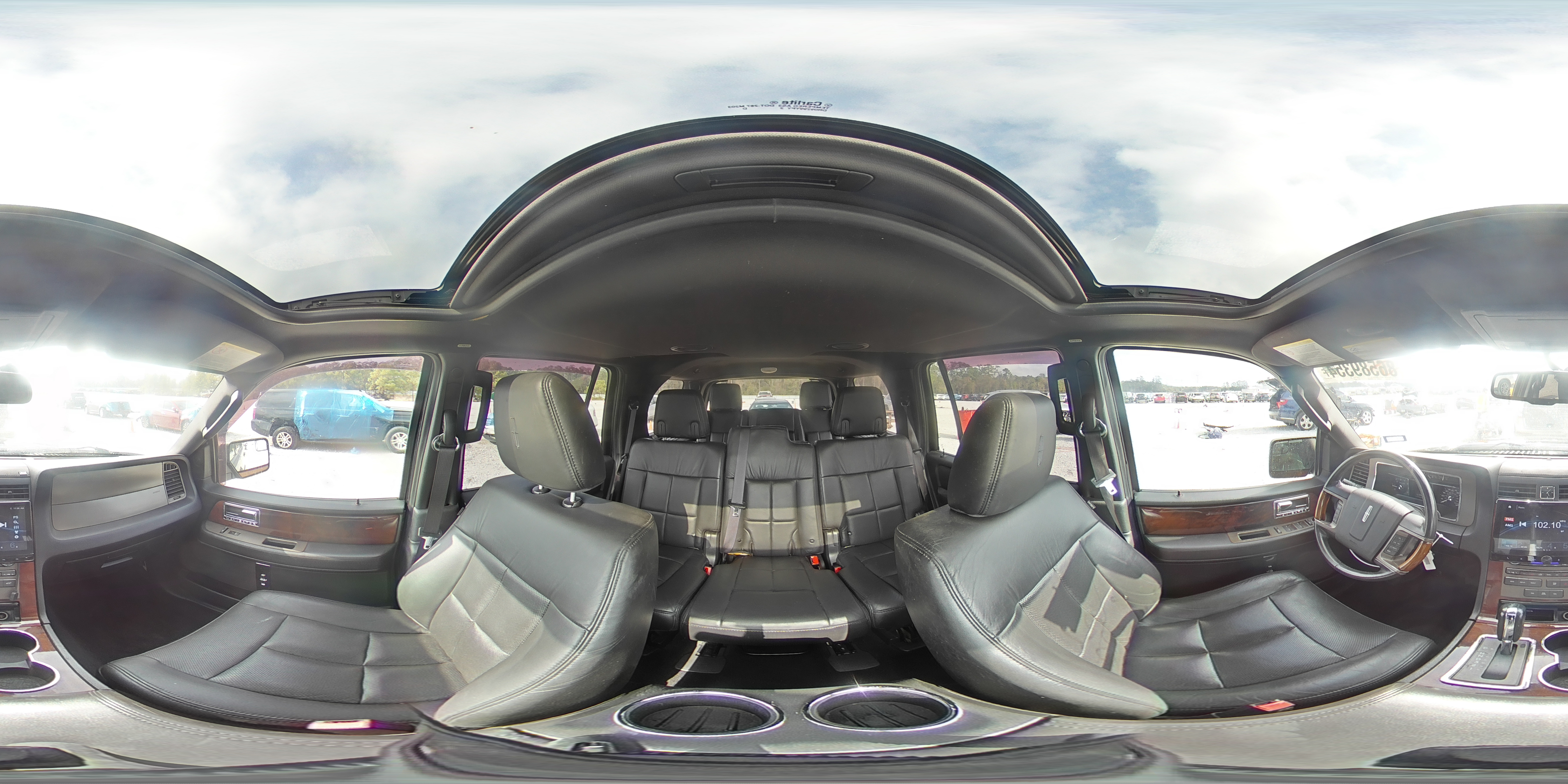 2012 Lincoln Navigator - Image 15