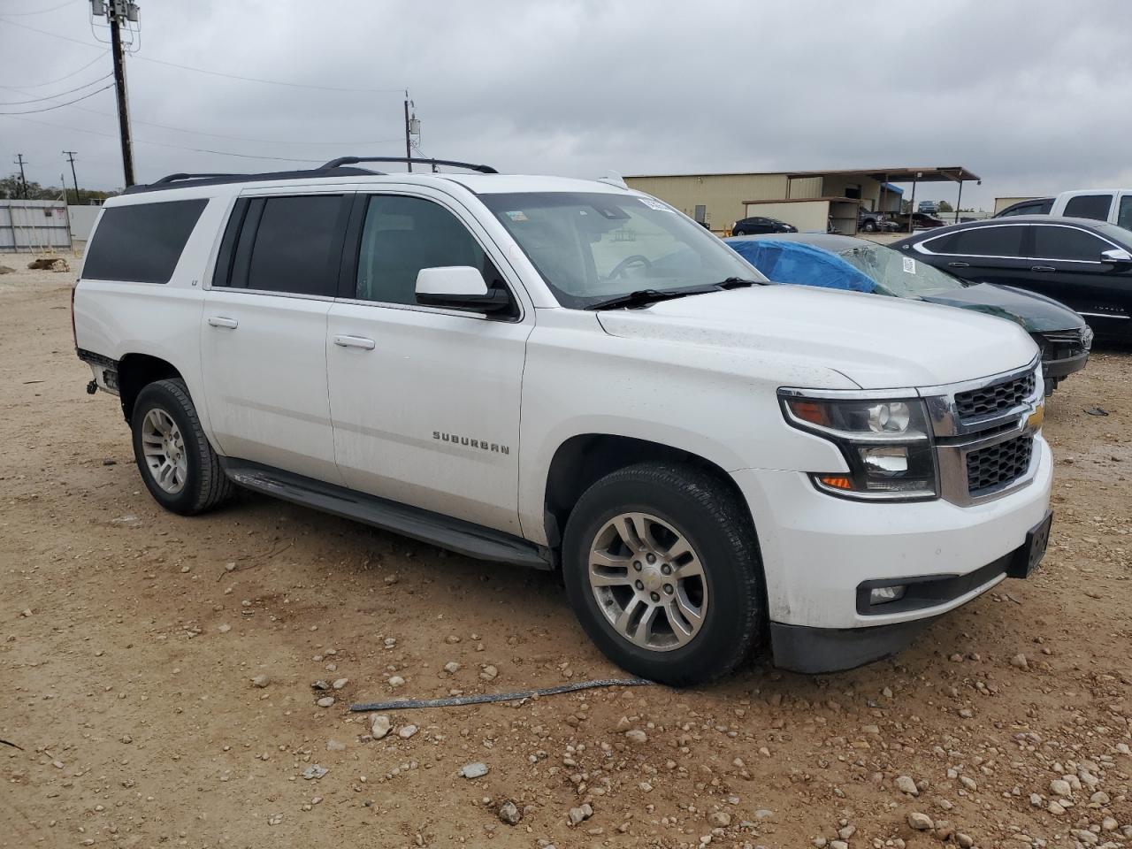 2015 Chevrolet Suburban - Image 4
