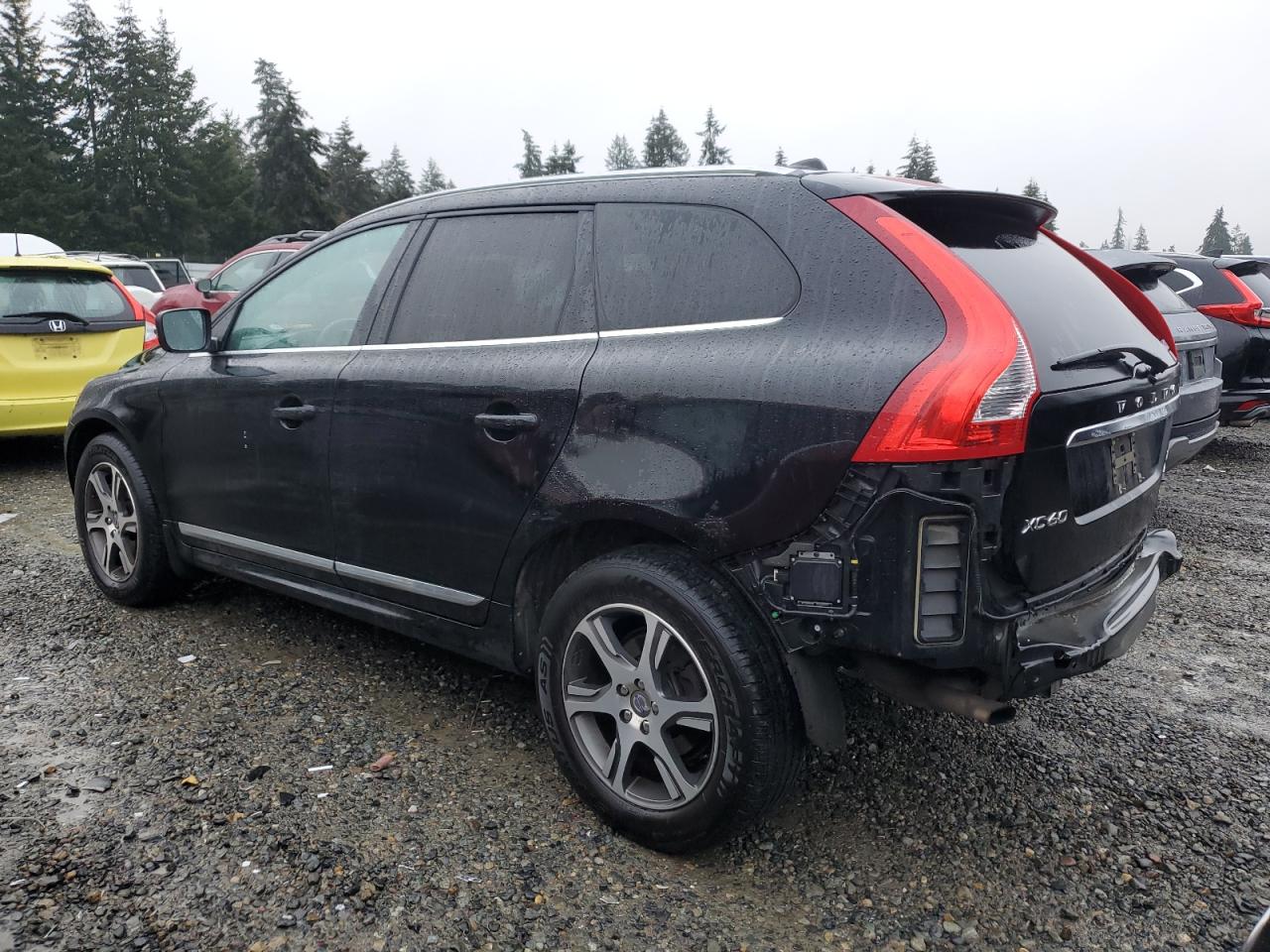 VIN YV4902RK5F2721495 2015 VOLVO XC60 no.2