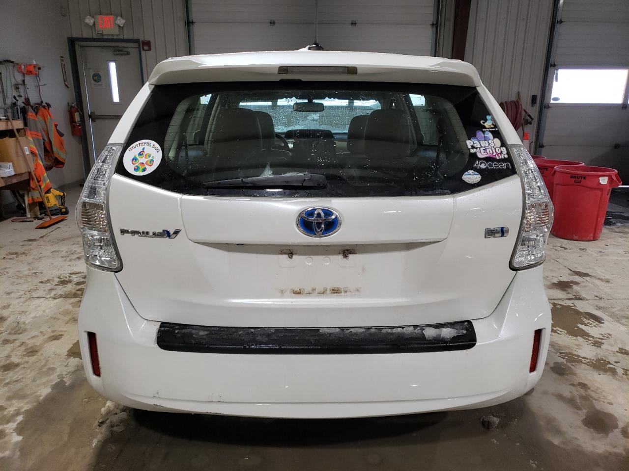 VIN JTDZN3EU2D3214191 2013 TOYOTA PRIUS no.6