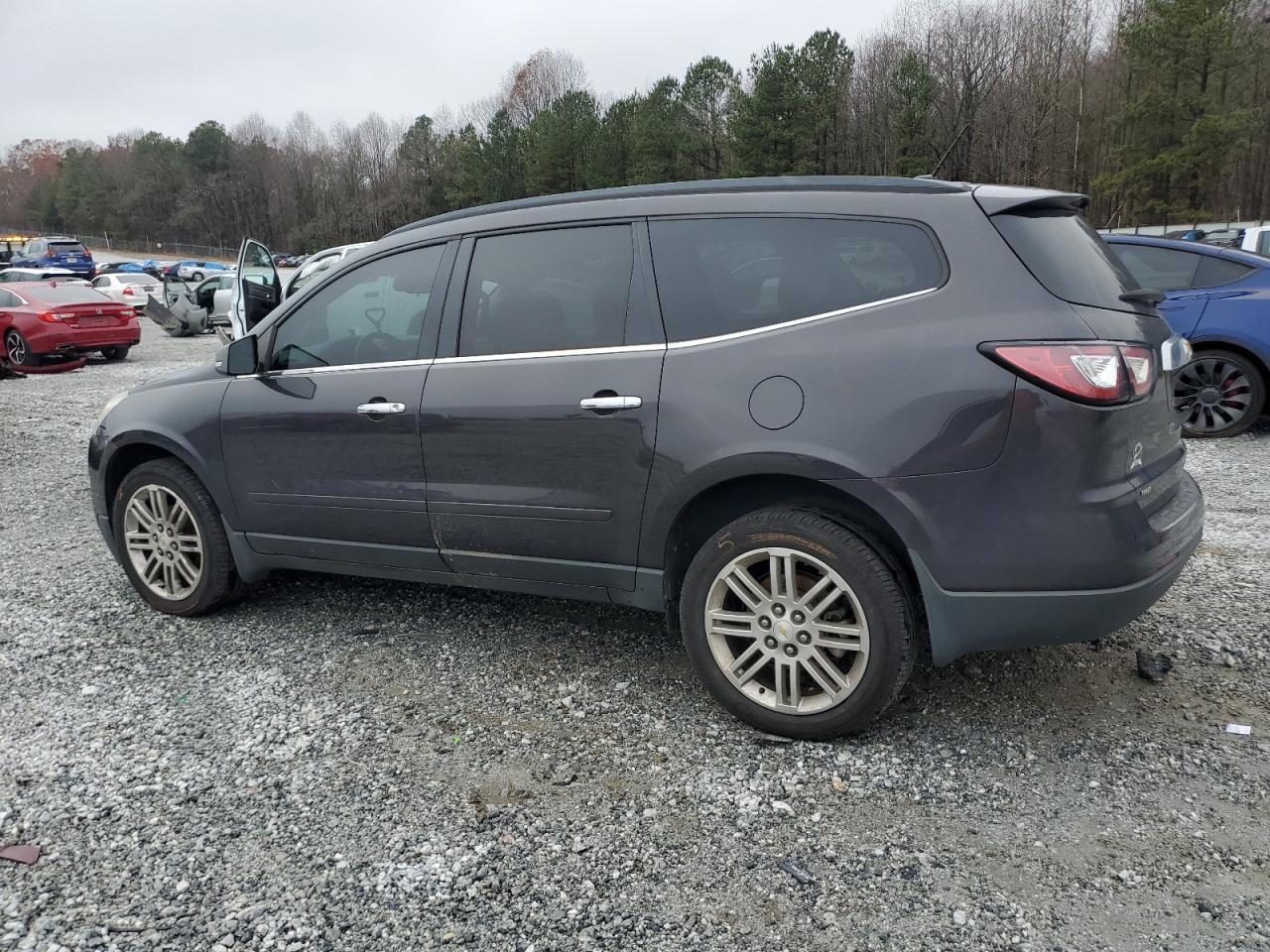2015 Chevrolet Traverse - Image 2