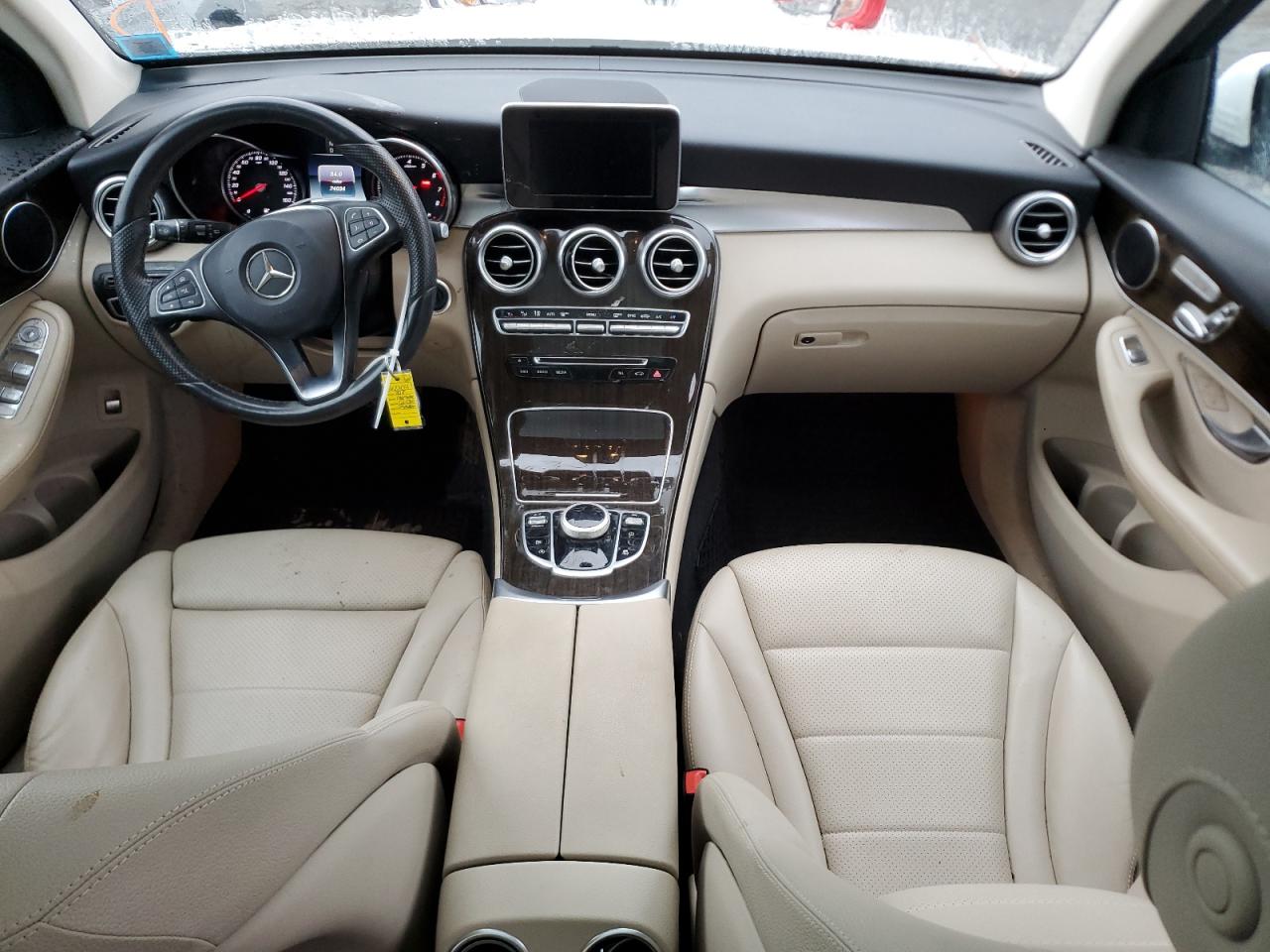 2018 Mercedes-Benz GLC - Image 8