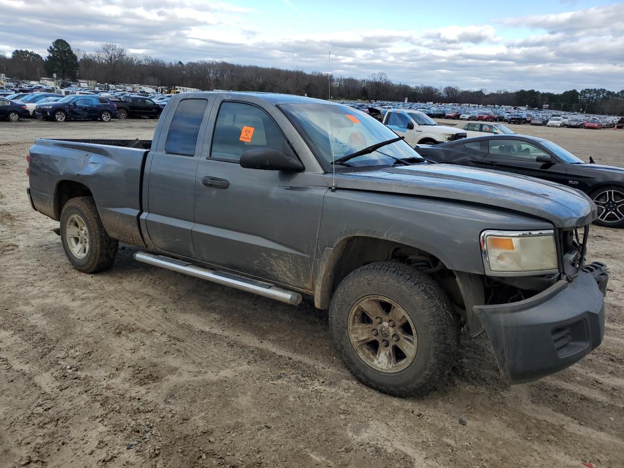2008 Dodge Dakota - Image 4