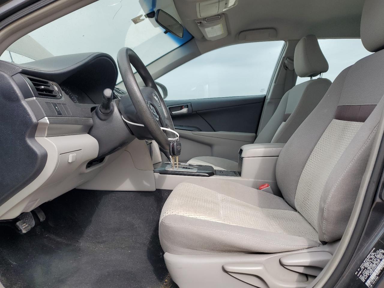 2014 Toyota Camry - Image 7
