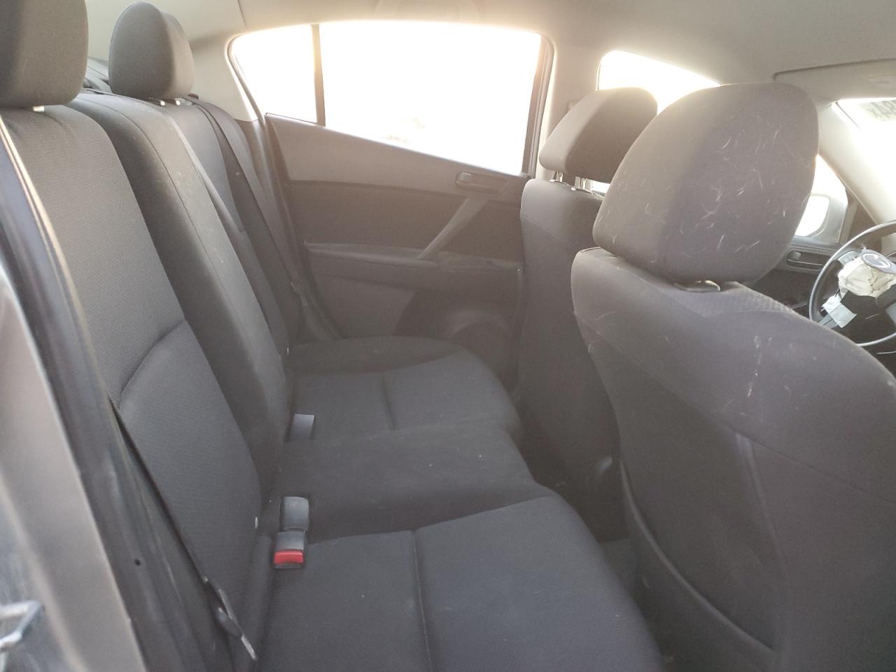 2011 Mazda 3 I VIN: JM1BL1UF8B1370890 Lot: 83557784