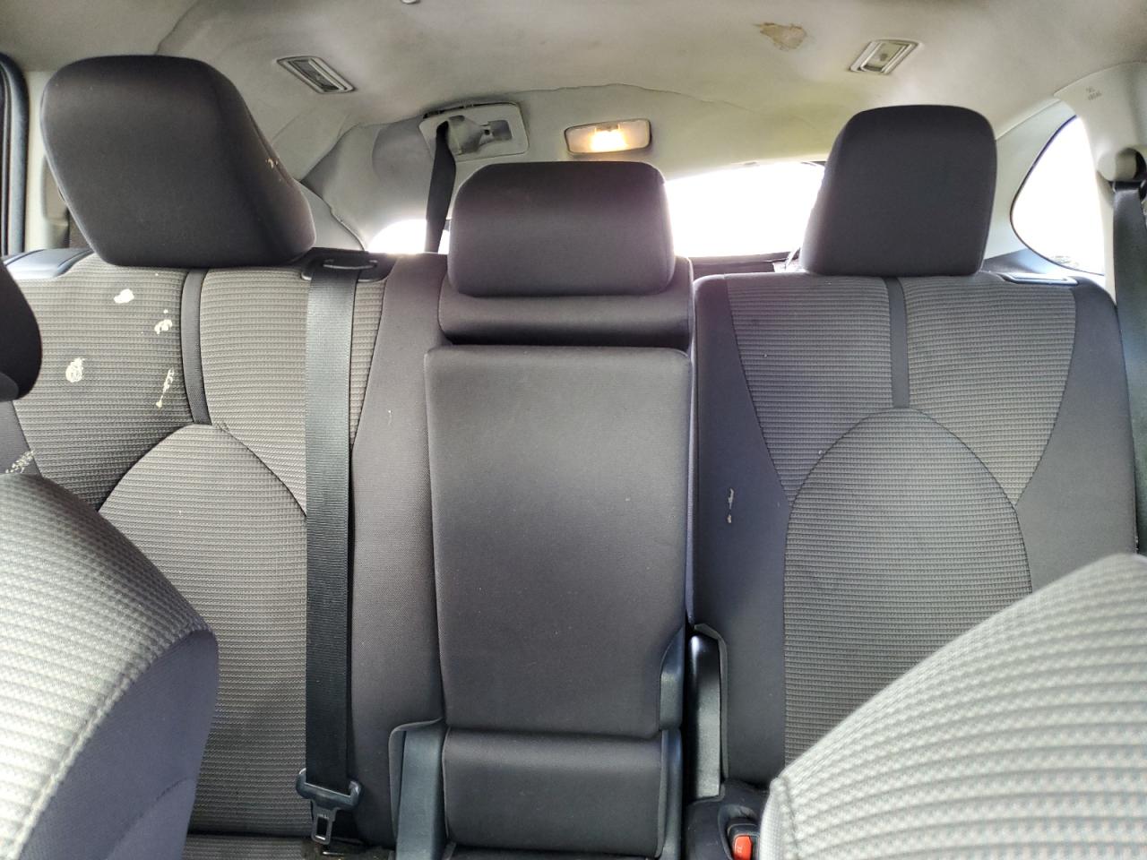 2021 Toyota Highlander - Image 10