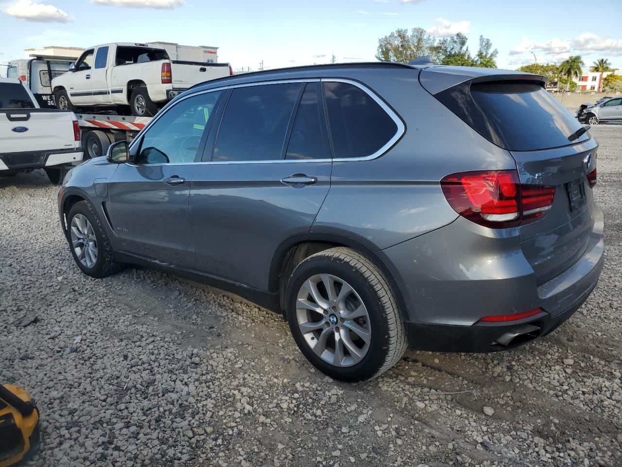 VIN 5UXKT0C50G0S78817 2016 BMW X5 no.2