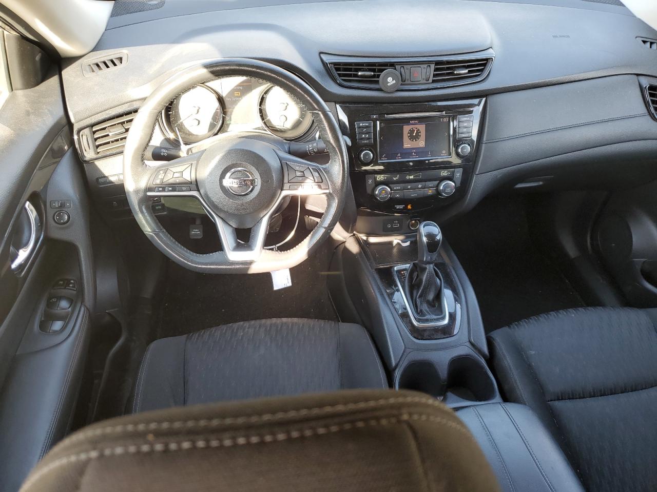 2018 Nissan Rogue - Image 8
