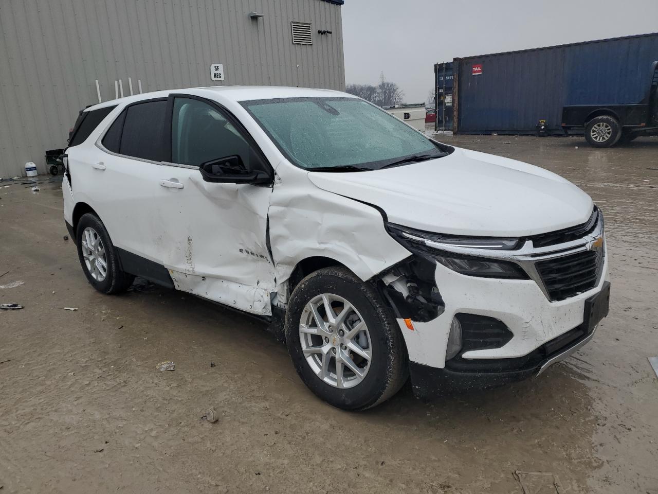 2022 Chevrolet Equinox - Image 4