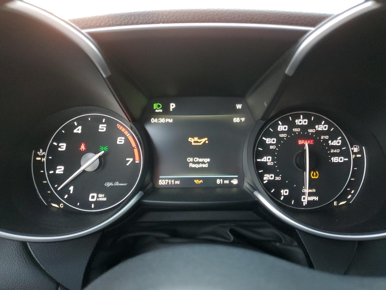2019 Alfa Romeo Giulia - Image 9