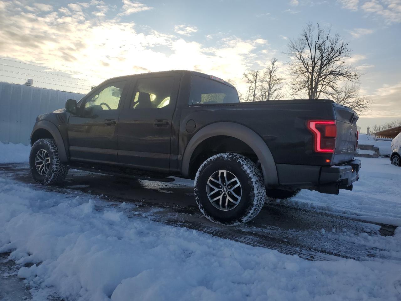 2018 Ford F-150 - Image 2