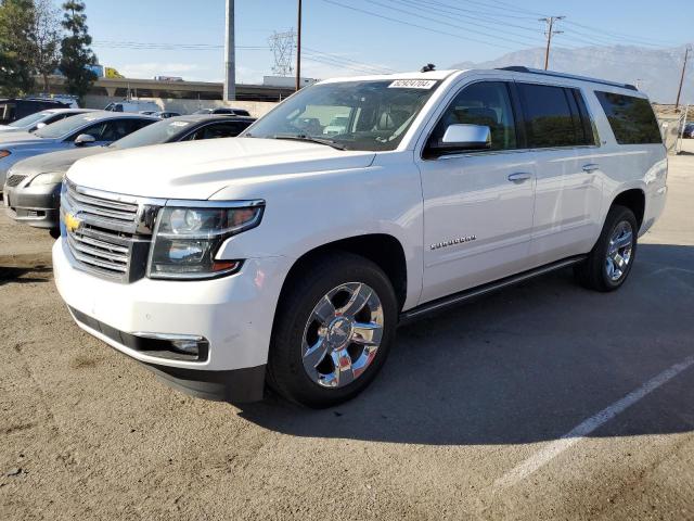  CHEVROLET SUBURBAN 2015 Белы