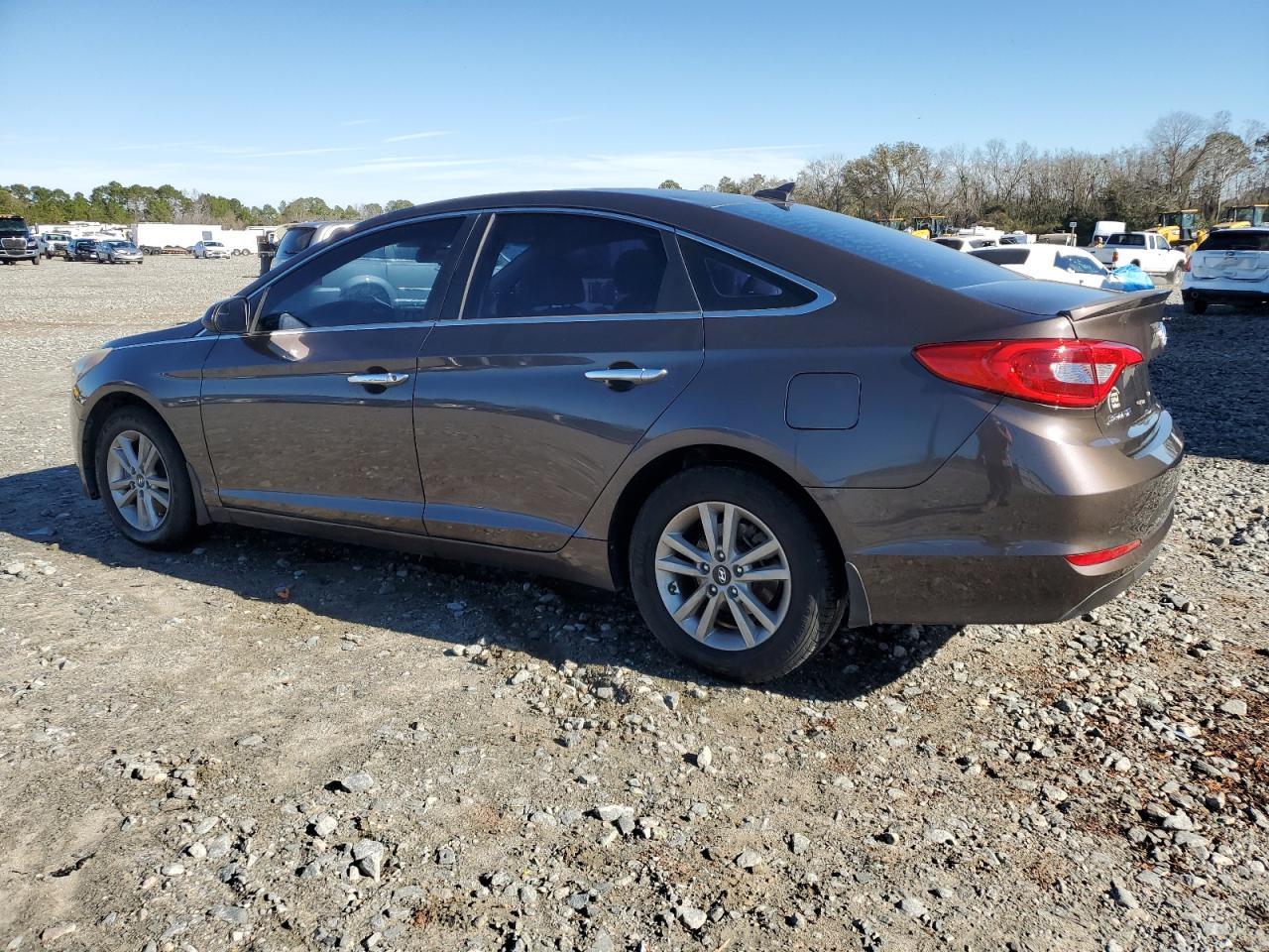 2015 Hyundai Sonata - Image 2