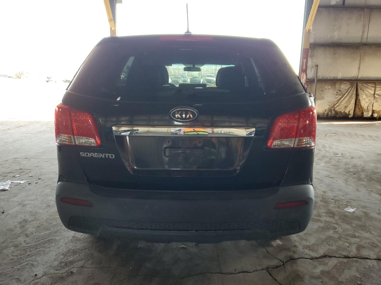 2011 Kia Sorento - Image 6