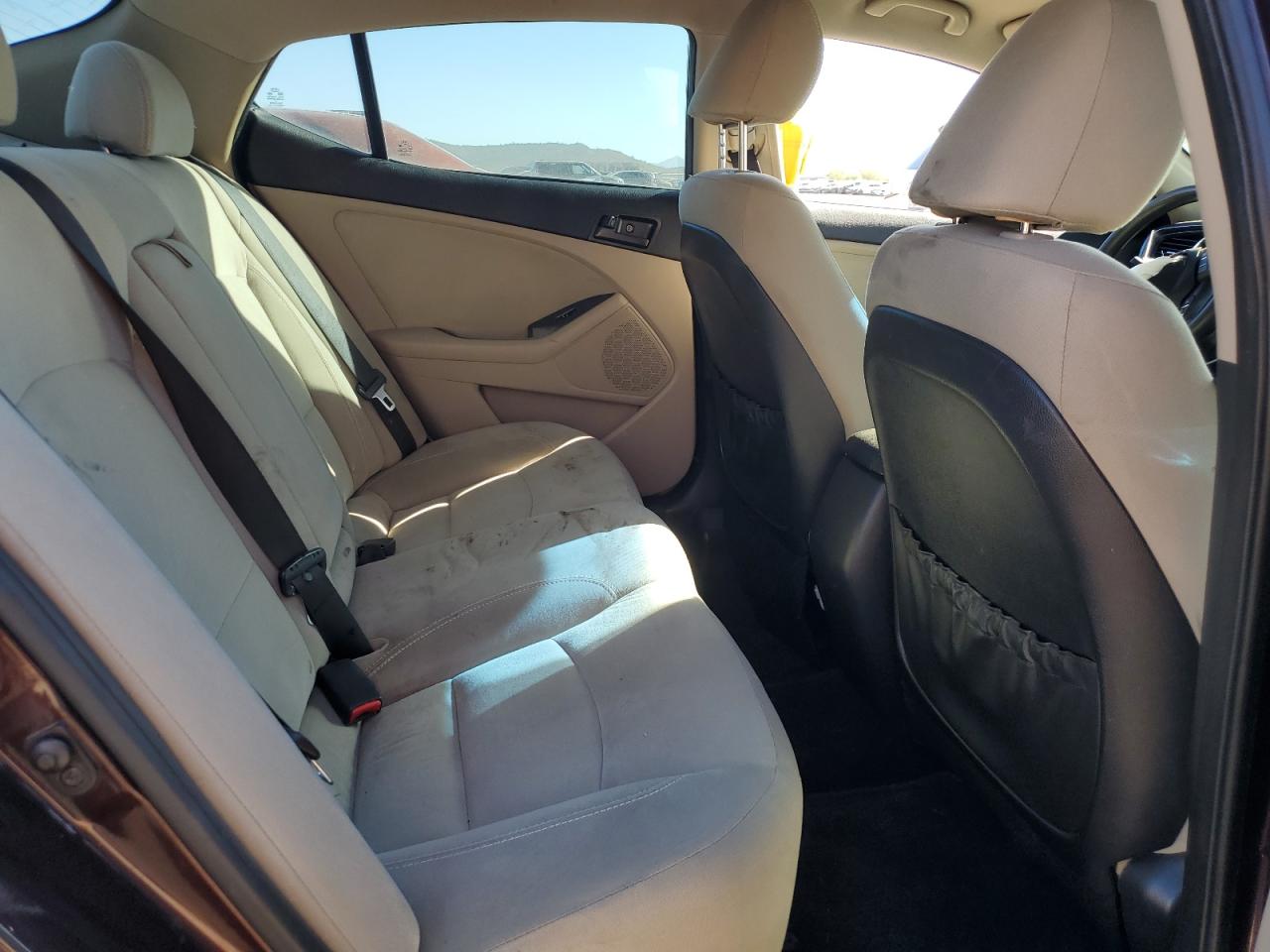 2013 Kia Optima - Image 10