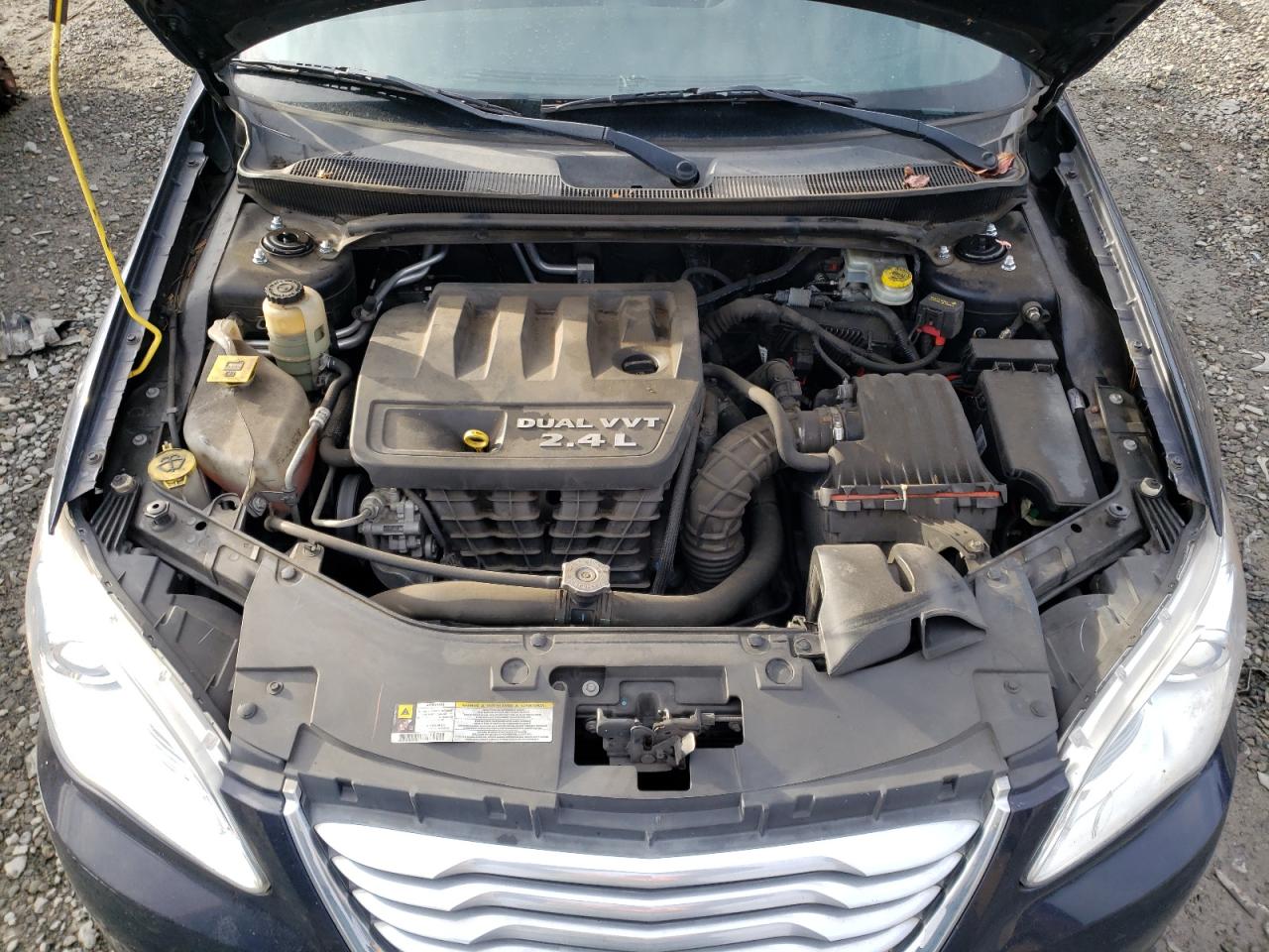 2011 Chrysler 200 Touring VIN: 1C3BC1FBXBN593102 Lot: 83122334