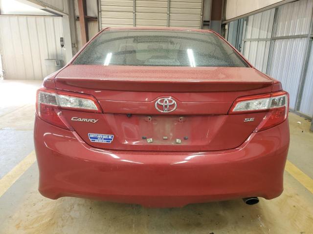  TOYOTA CAMRY 2014 Czerwony