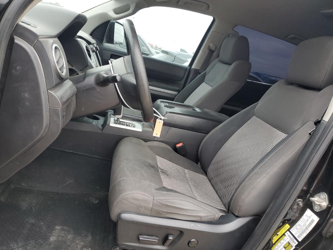 2015 Toyota Tundra - Image 7