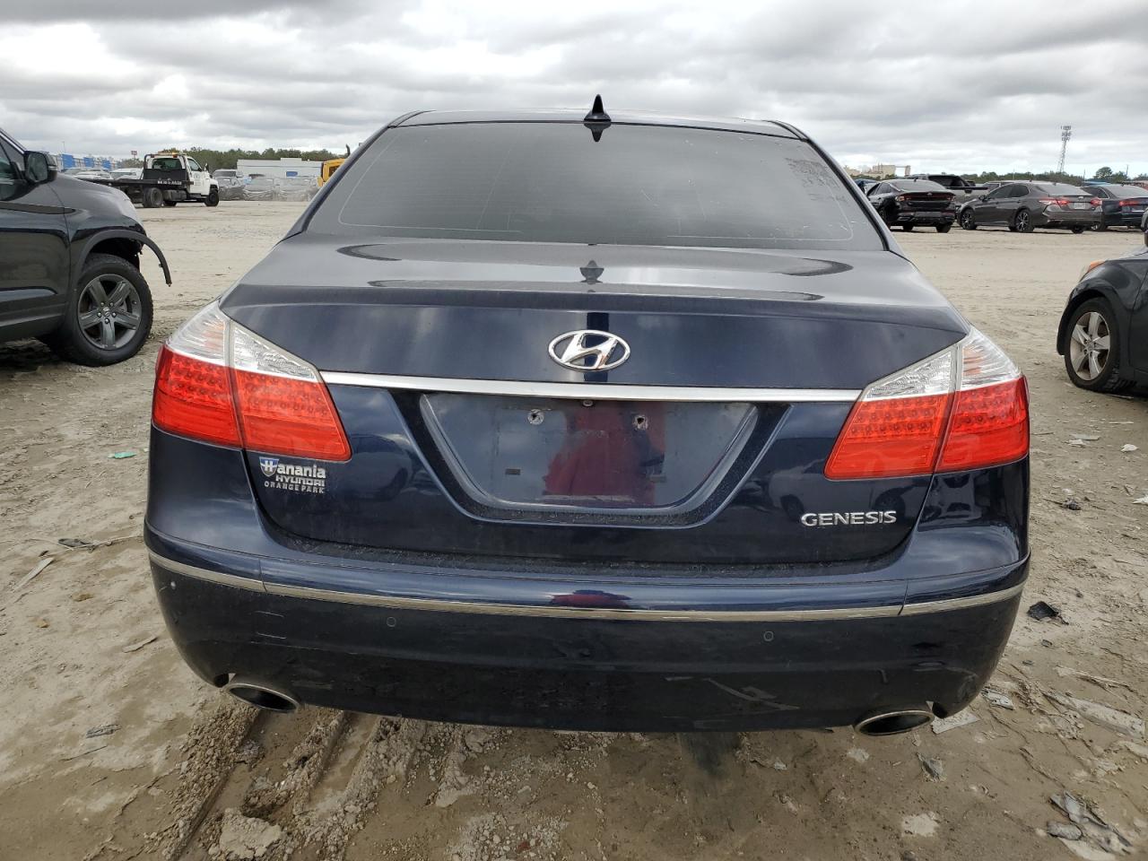 2009 Hyundai Genesis 3.8L VIN: KMHGC46E39U054314 Lot: 85717514