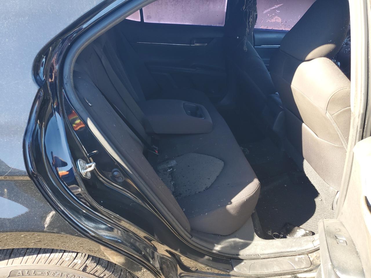 2019 Toyota Camry - Image 10