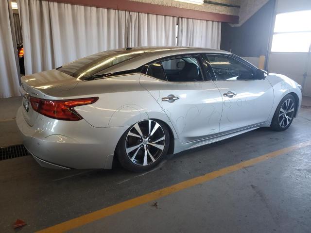  NISSAN MAXIMA 2017 Srebrny