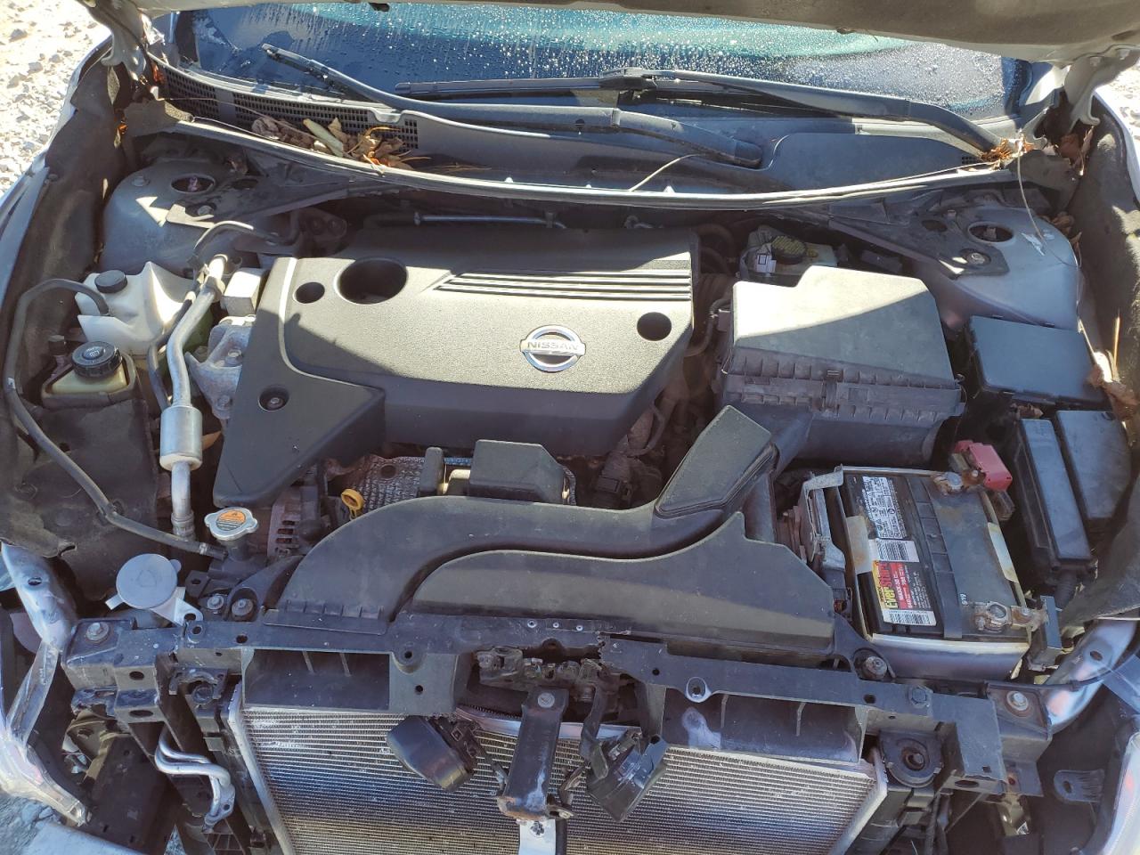2015 Nissan Altima - Image 13