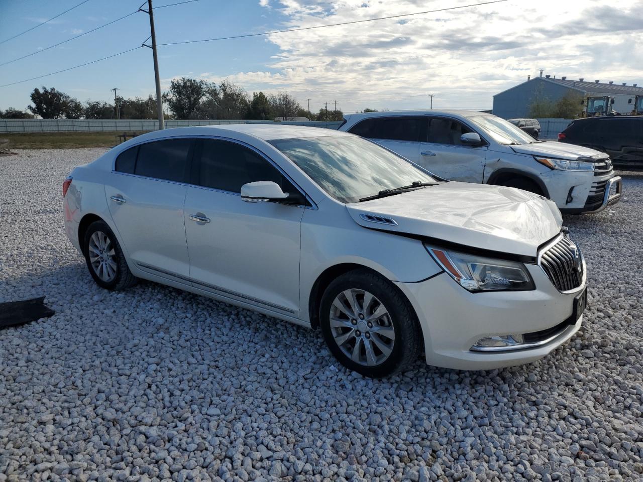 VIN 1G4GB5GRXEF166861 2014 BUICK LACROSSE no.4