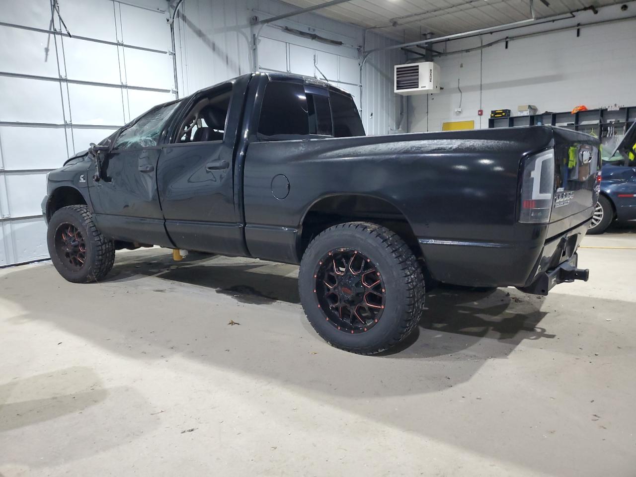 2006 Dodge RAM - Image 2