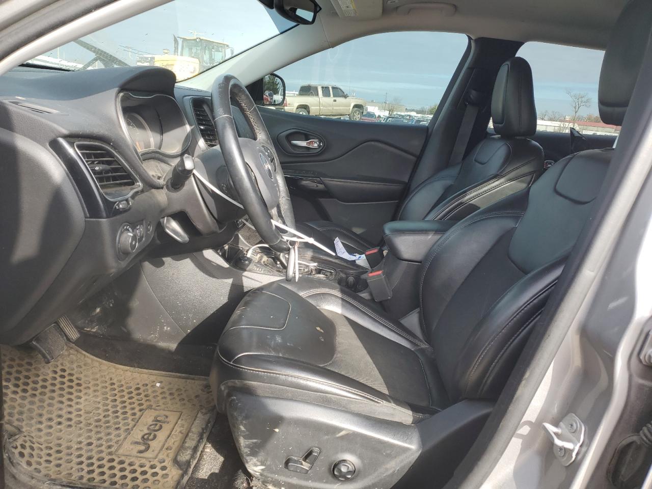 2019 Jeep Grand Cherokee - Image 7