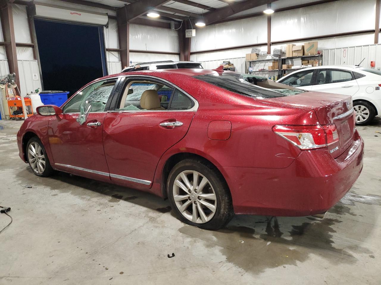2010 Lexus ES - Image 2