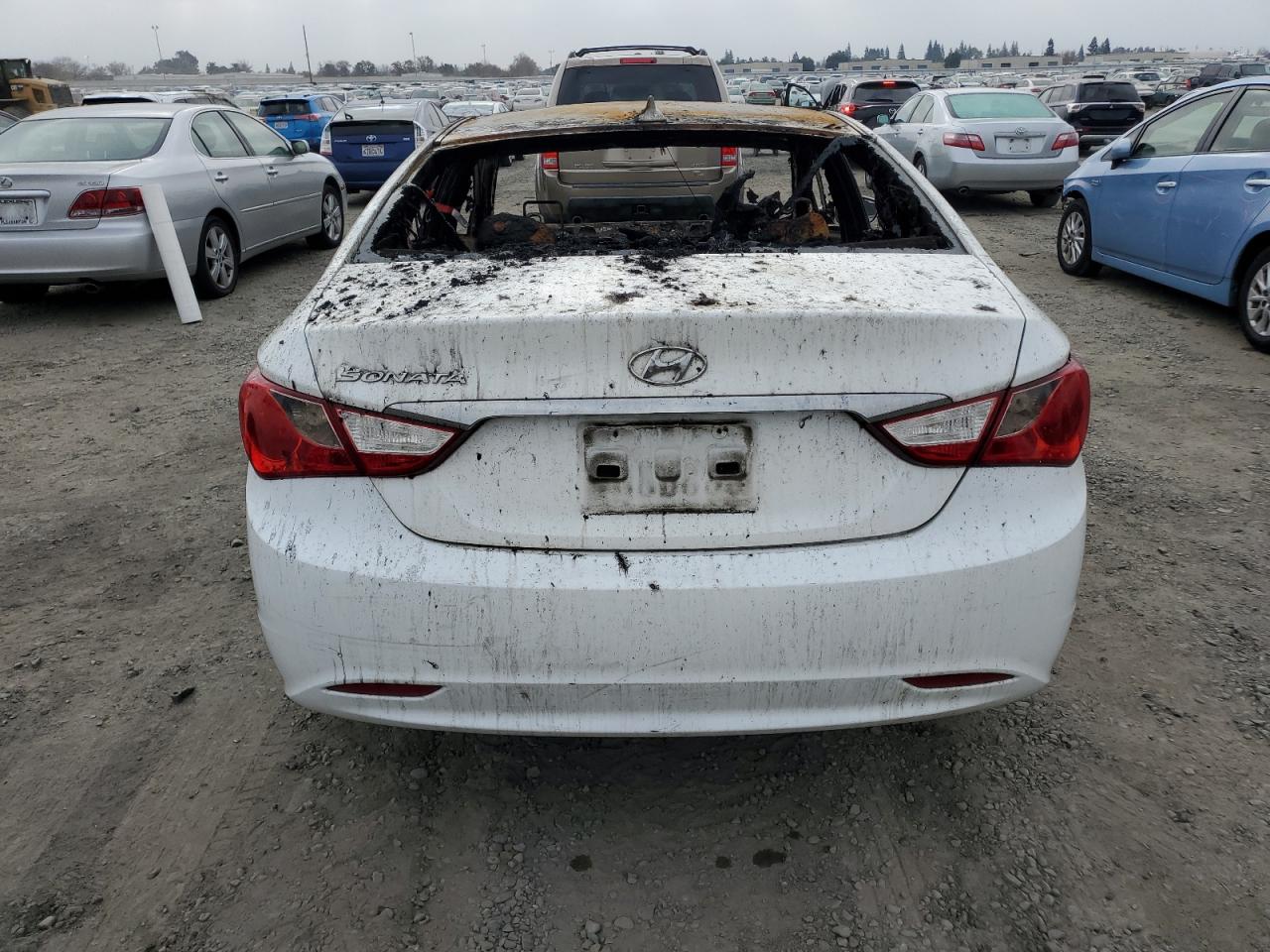 2012 Hyundai Sonata - Image 6