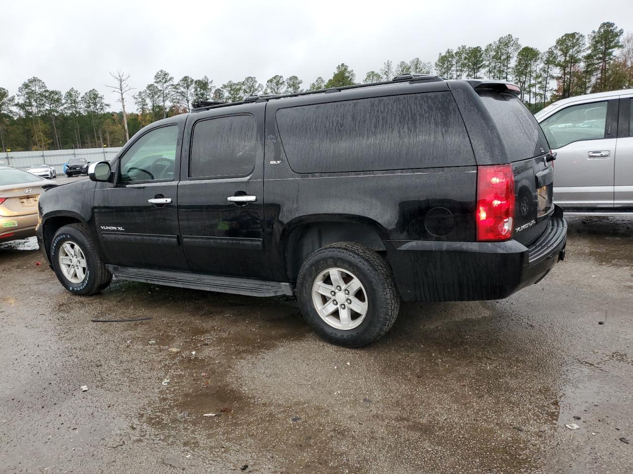 VIN 1GKS1KE01ER171230 2014 GMC YUKON no.2