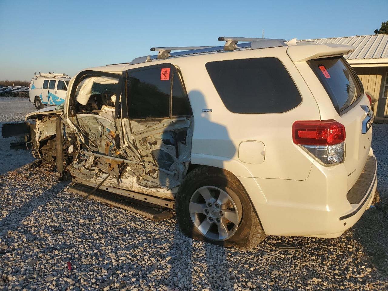 2010 Toyota 4Runner - Image 2