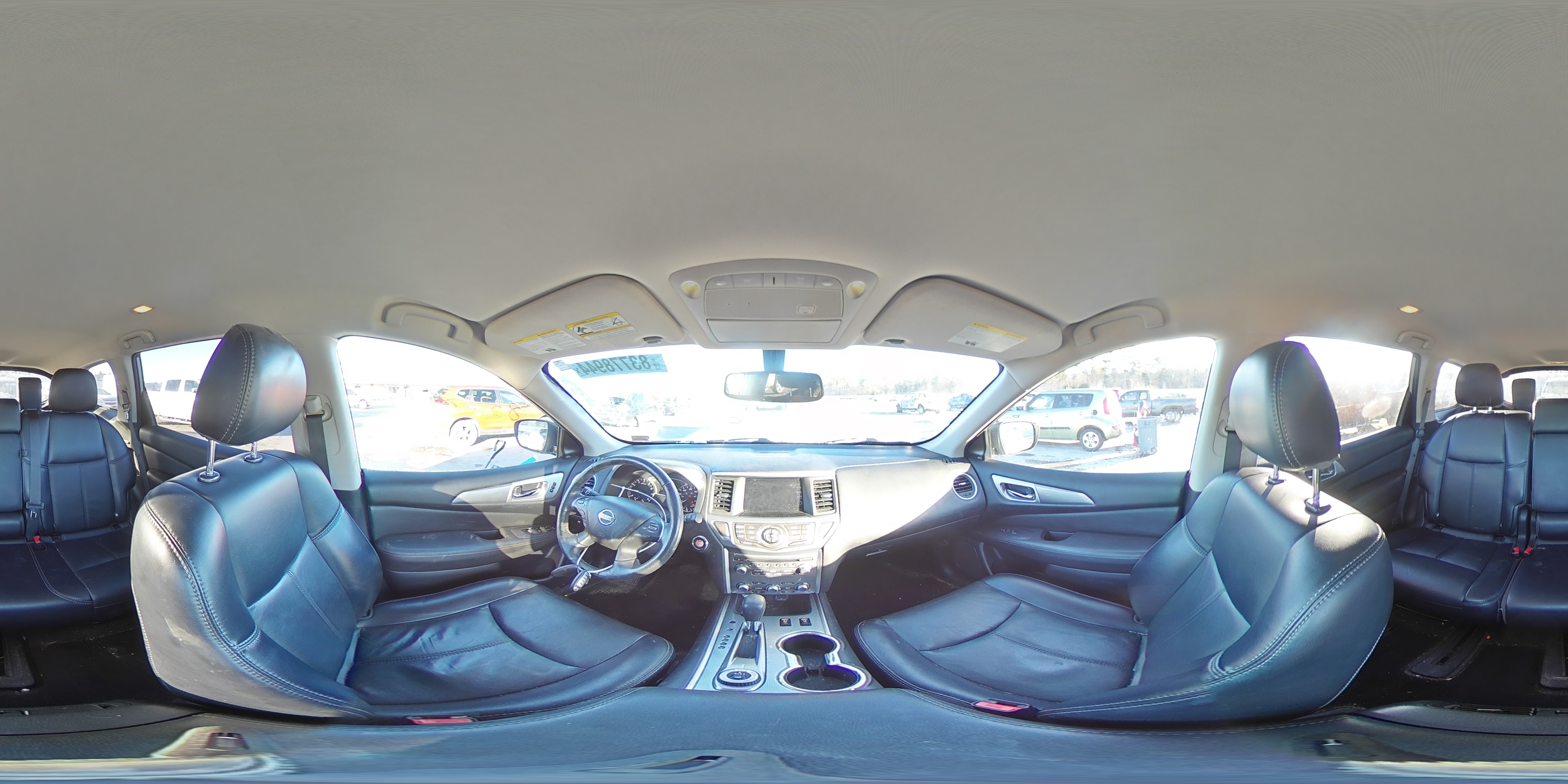 2019 Nissan Pathfinder - Image 14