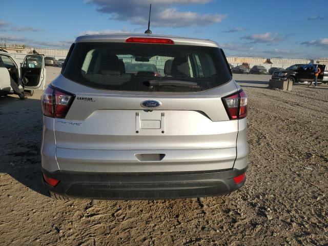  FORD ESCAPE 2018 Сріблястий