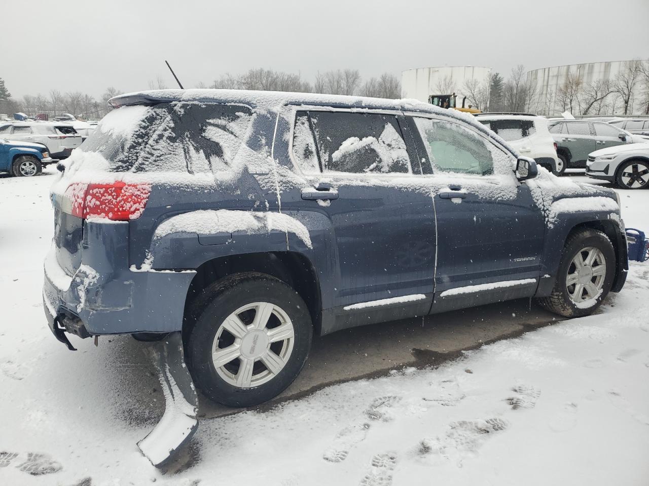 2014 GMC Terrain - Image 3