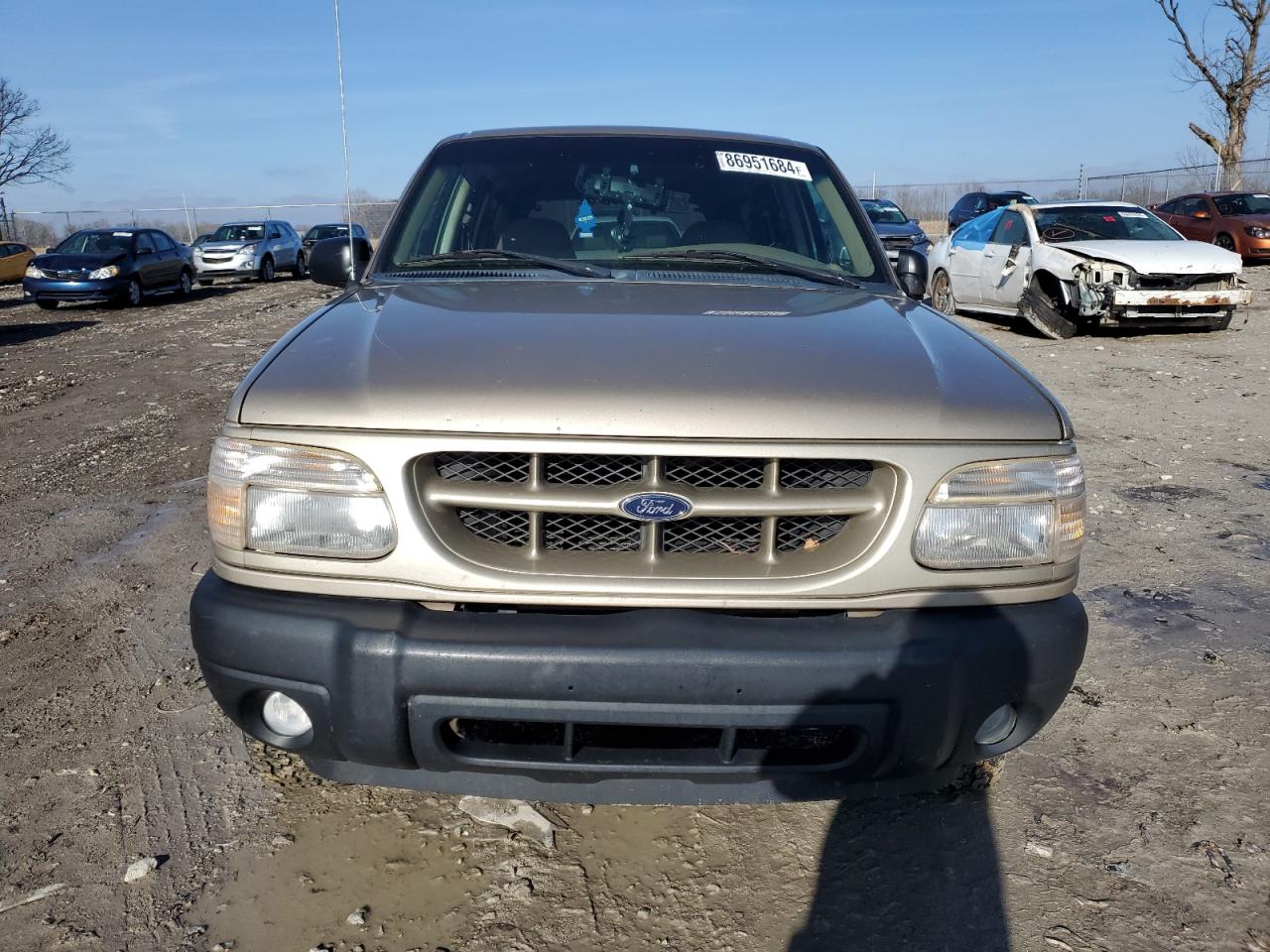 2000 Ford Explorer - Image 5