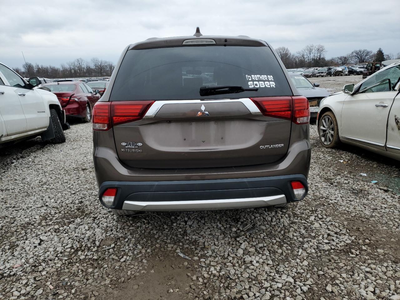 2017 Mitsubishi Outlander Es VIN: JA4AZ2A3XHZ009420 Lot: 85772114