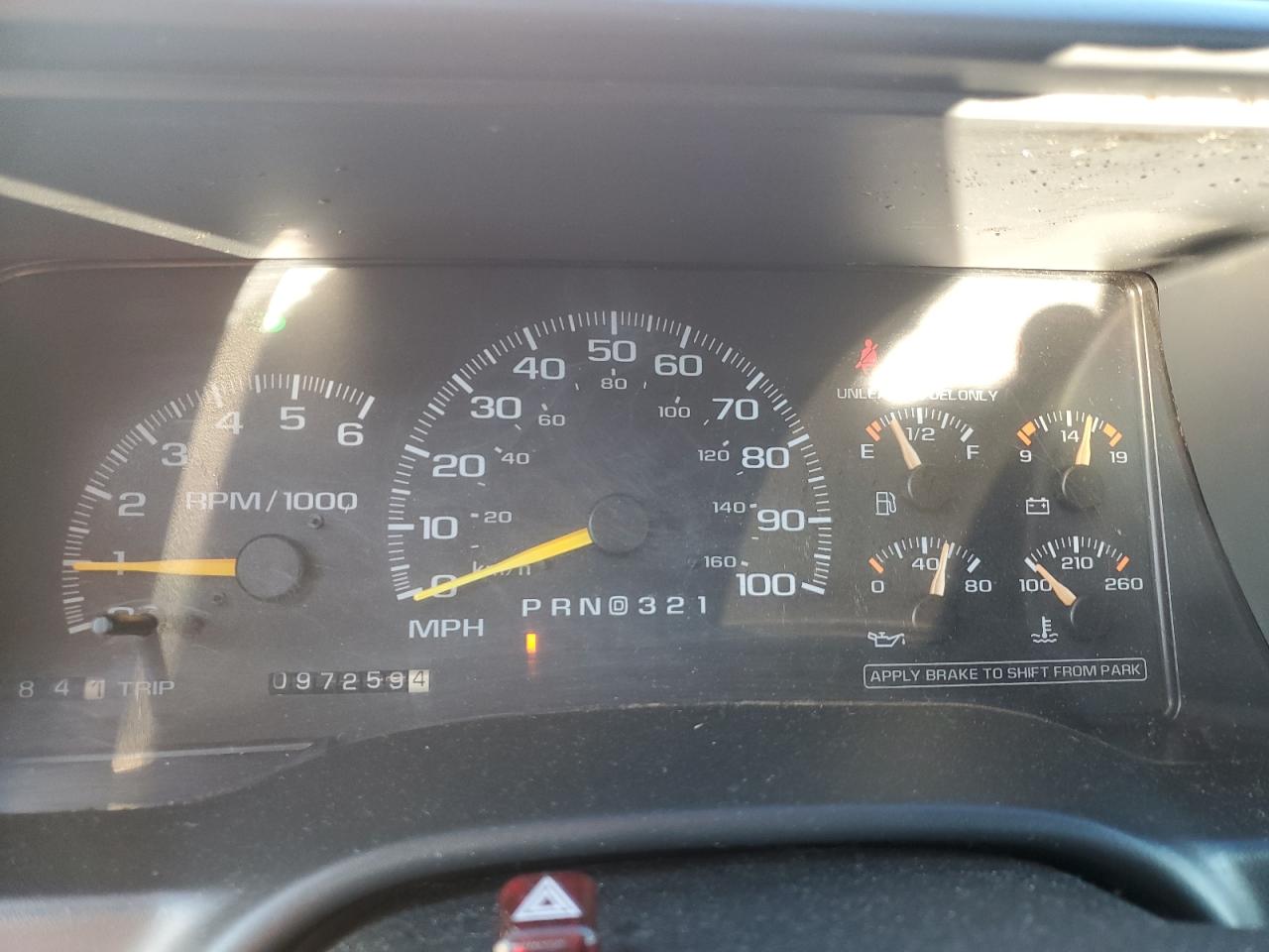 1998 Chevrolet Tahoe - Image 9