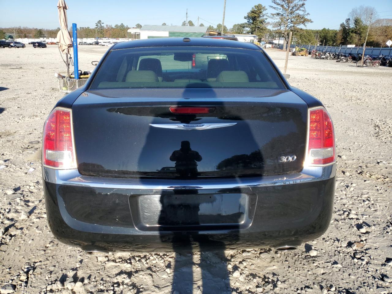 VIN 2C3CCAAG2EH181051 2014 CHRYSLER 300 no.6