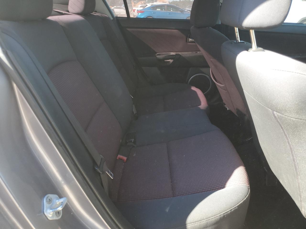 2006 Mazda 3 - Image 10