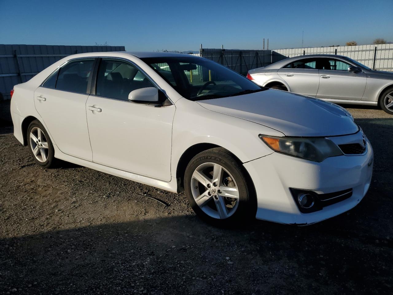 VIN 4T1BF1FK0DU240214 2013 TOYOTA CAMRY no.4