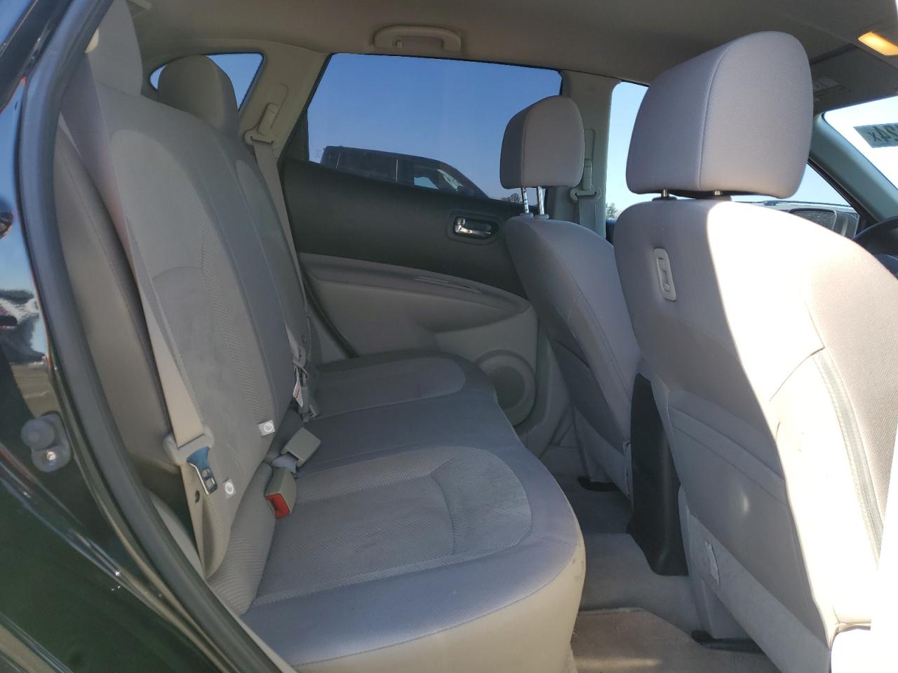 2013 Nissan Rogue - Image 11