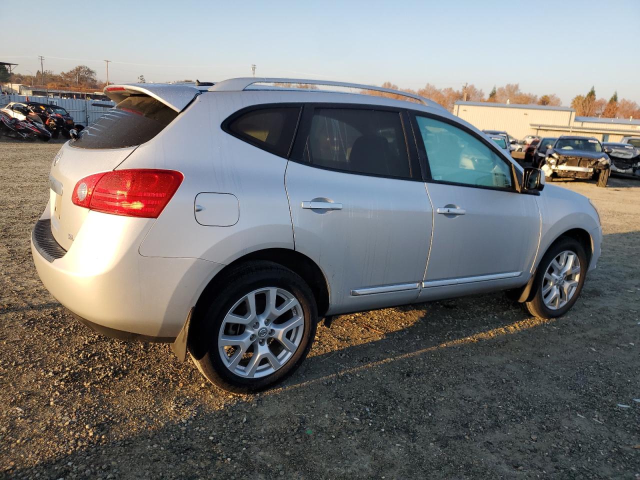 2012 Nissan Rogue - Image 3
