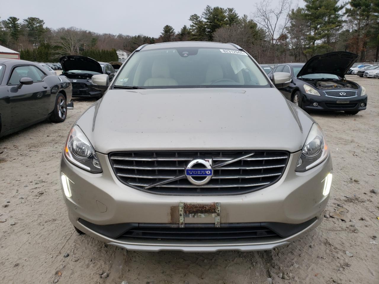 VIN YV4612RKXG2865593 2016 VOLVO XC60 no.5