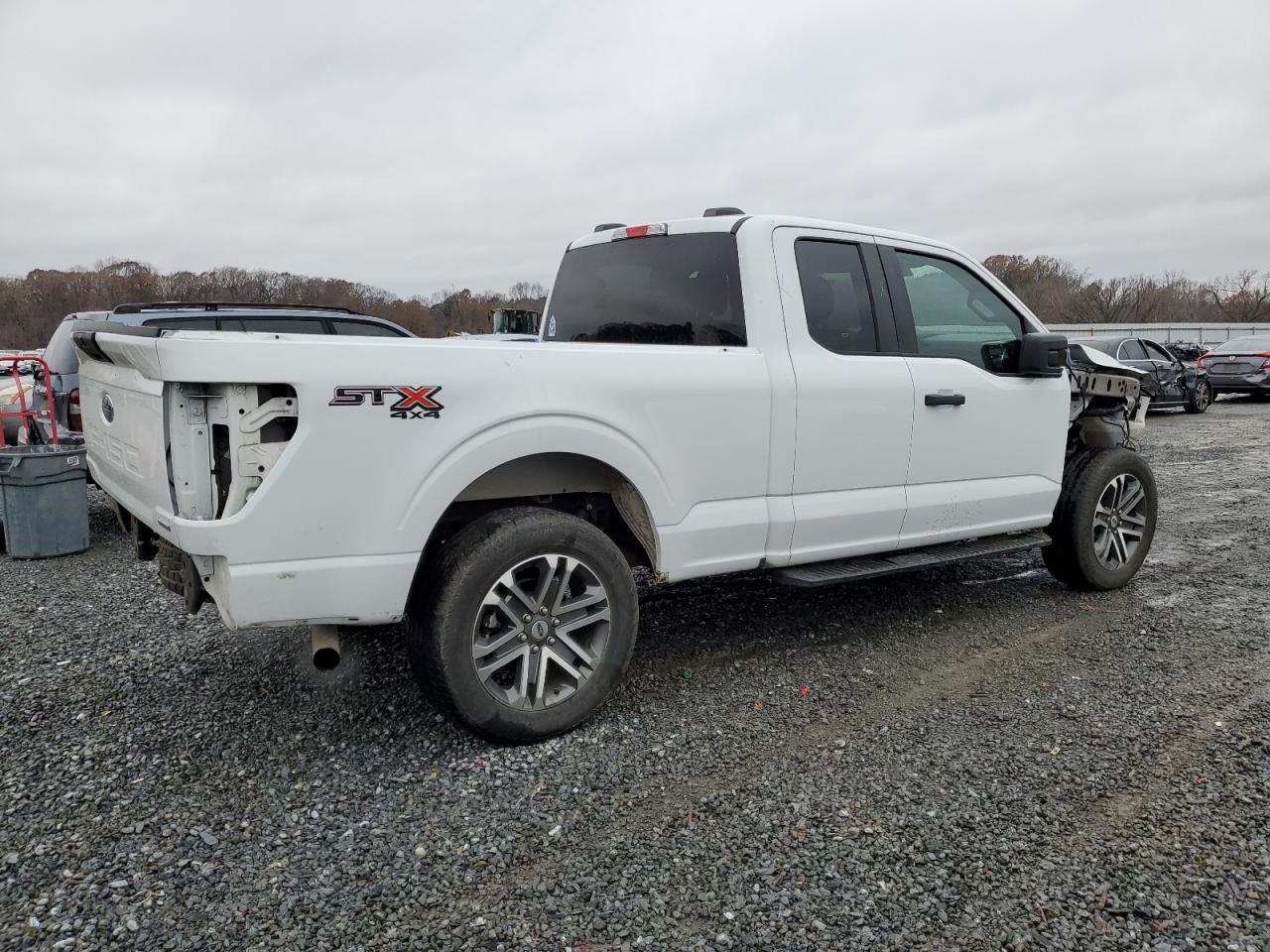 2022 Ford F-150 - Image 3