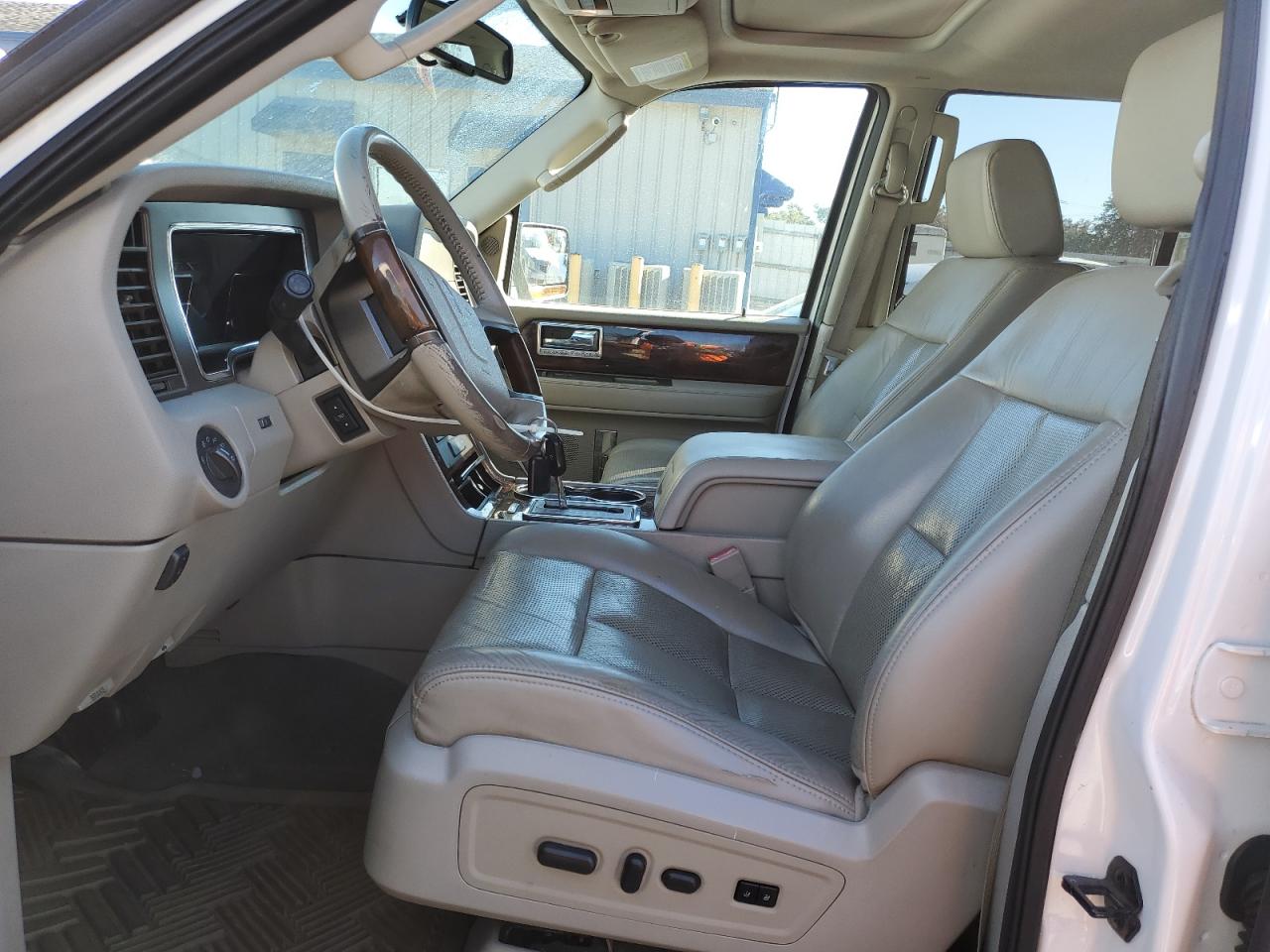 2013 Lincoln Navigator VIN: 5LMJJ2J52DEL03953 Lot: 82629554