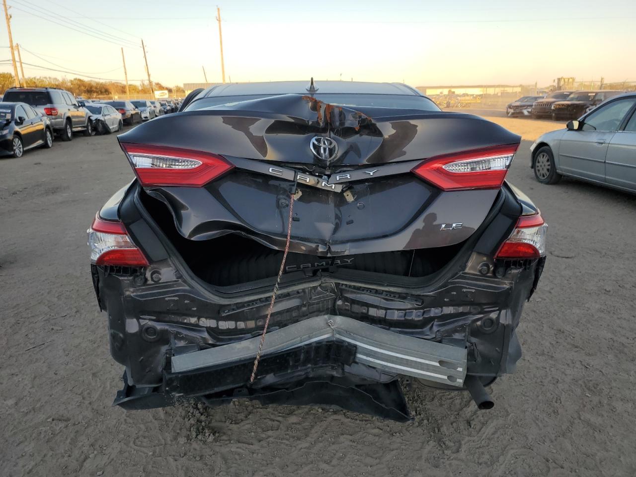 2019 Toyota Camry L VIN: 4T1B11HK4KU787463 Lot: 83447734