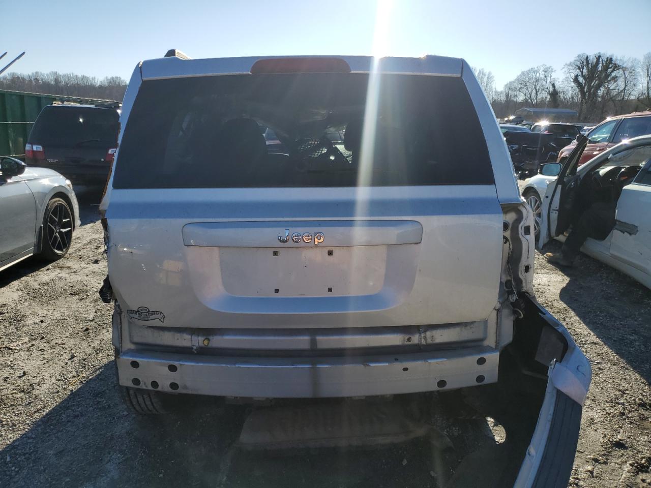 2011 Jeep Liberty (Patriot) - Image 6
